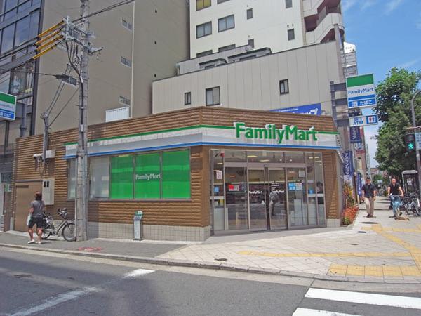 ファミリーマート南堀江一丁目店：159m