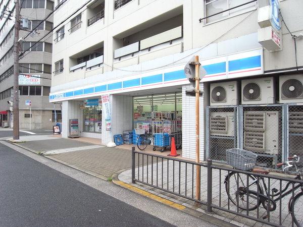 ローソン京町堀3丁目店：98m