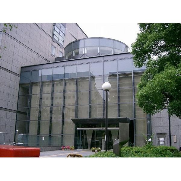 大阪市立中央図書館：209m