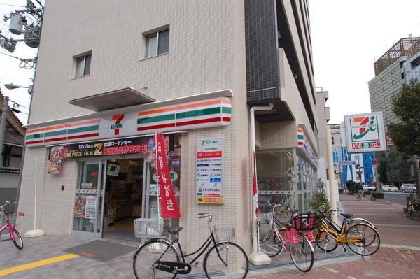 セブンイレブン今宮戎前店：108m
