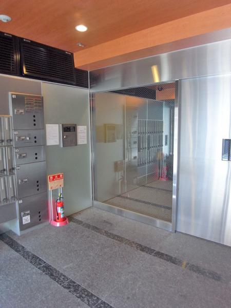 ブルービー桜川駅前（301） ロビー