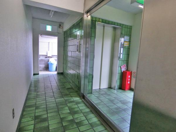 ハイツ鍛冶 ロビー