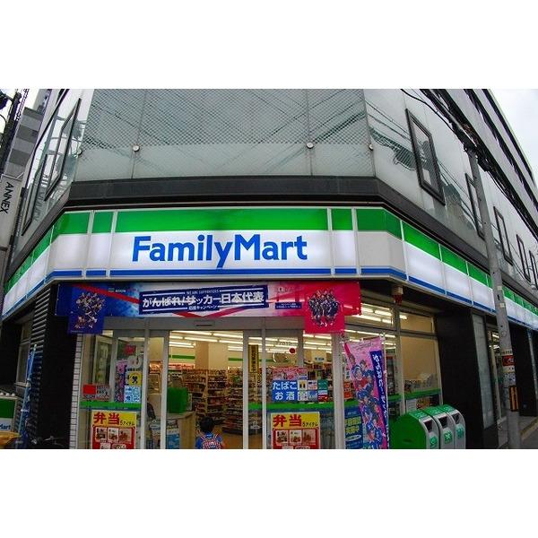 ファミリーマート地下鉄大正駅前店：321m