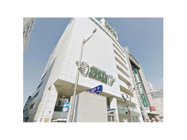 東急ハンズ心斎橋店：399m