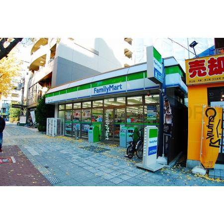 エスリード難波ザ・ゲート 周辺環境写真1 ファミリーマート地下鉄大正駅前店：306m