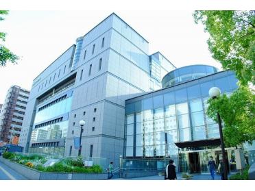 大阪市立中央図書館：1000m