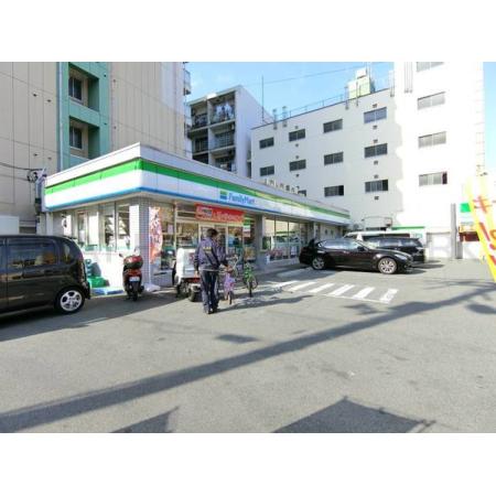 エステムコート難波Vブロード 周辺環境写真1 ファミリーマート浪速塩草店：332m