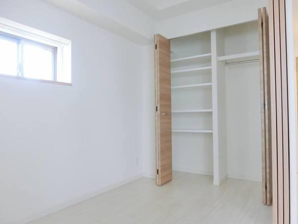 スプランディッド難波 収納