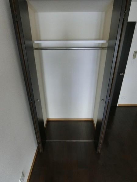 ジュネーゼ本町西（901） 収納