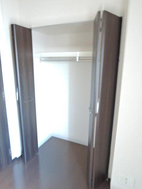 プレサンスタワー難波ＷＥＳT 収納
