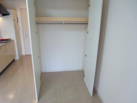 エスティメゾン南堀江（1103） 収納