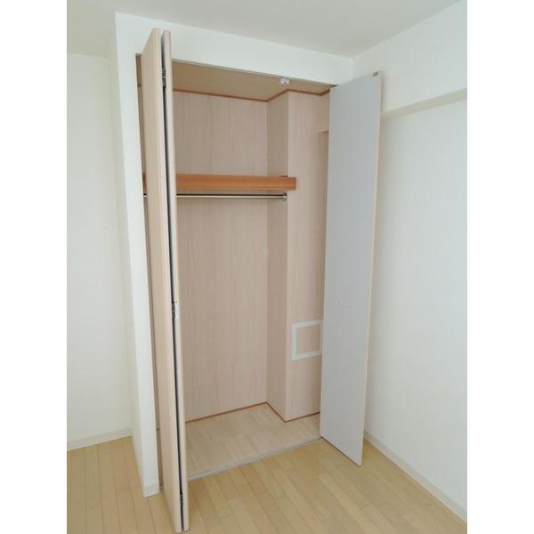 アーデンタワー新町（402） 収納