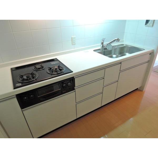 アーデンタワー新町（402） キッチン