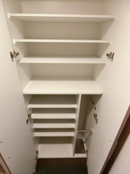プレサンス松屋町グレース（905） 玄関