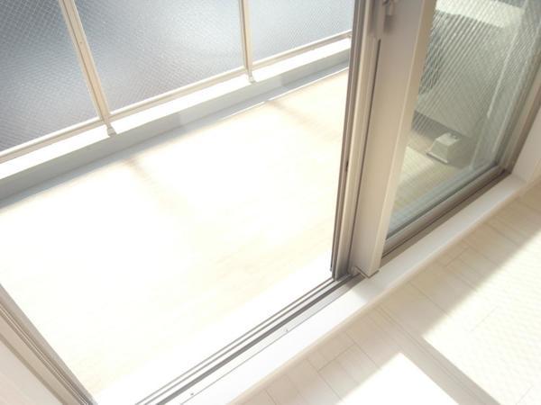 エスリード難波セントラル（401） バルコニー