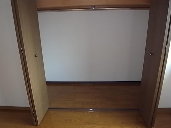 ヴィテイユメゾン成尾（504） 収納