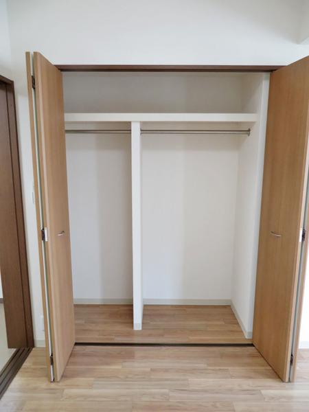 ＲＯＳＡ元町（902） 収納