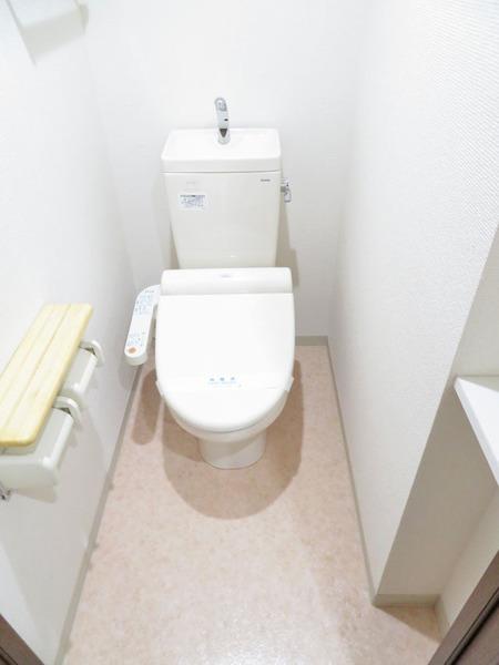 ＲＯＳＡ元町（902） トイレ