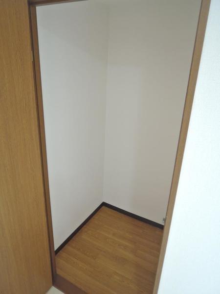 ノールプレール新町（302） 収納