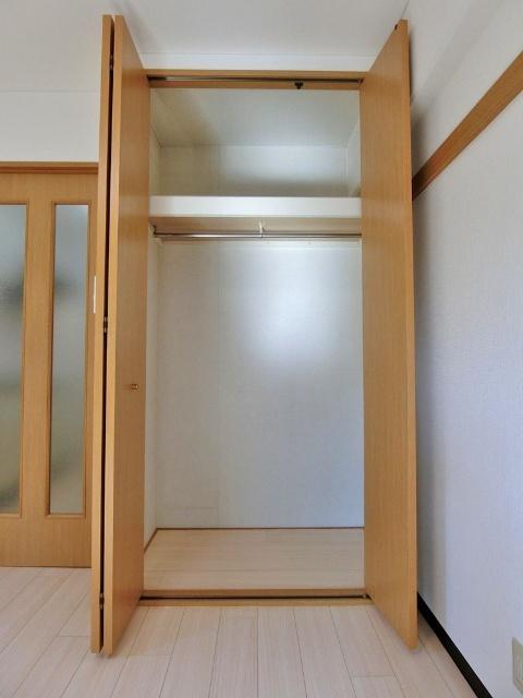 パストラル（508） 収納