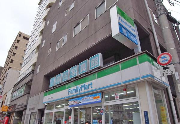 ファミリーマート恵美須西二丁目店：157m