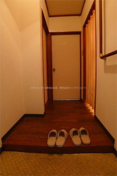 鈴木ビル 玄関