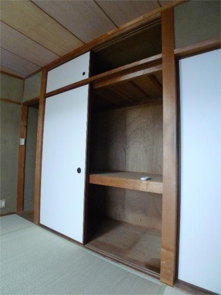 エクセレント宝殿3号棟 収納