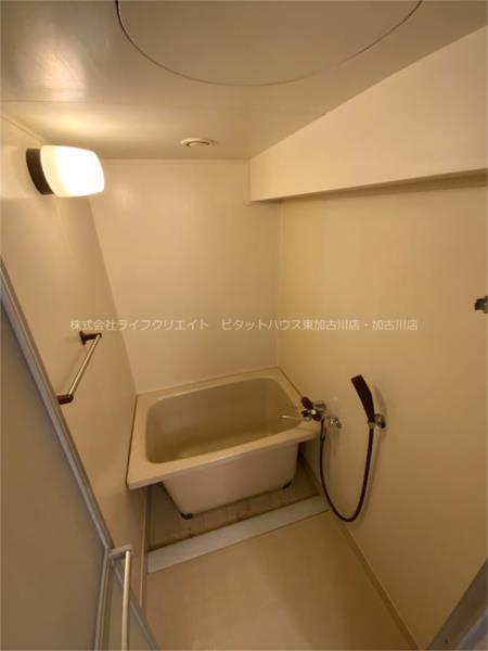 ロイヤルコーポ加古川 バス／シャワー