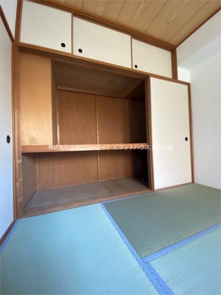 カサベルデ加古川 収納