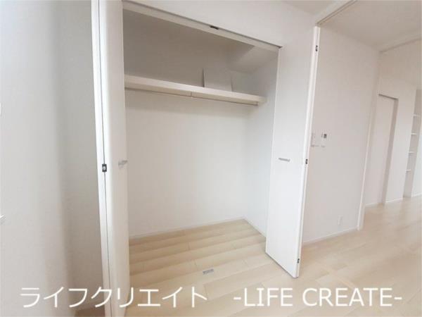 アンソレイユIII 収納