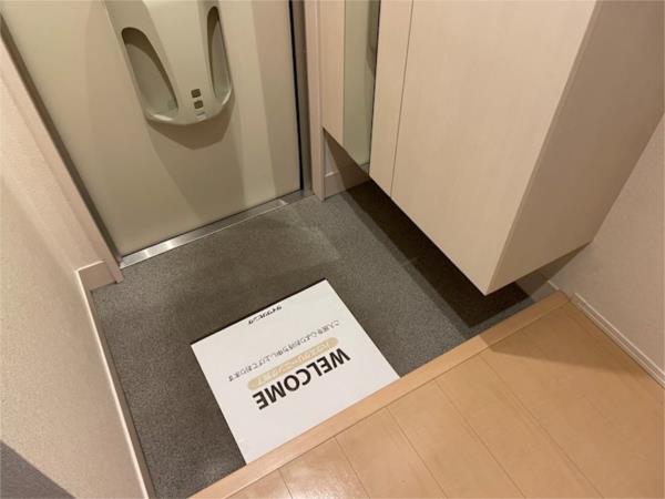 リーオ・コレージュ 玄関