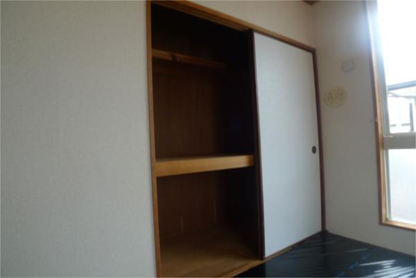 メゾンいなみ野 収納