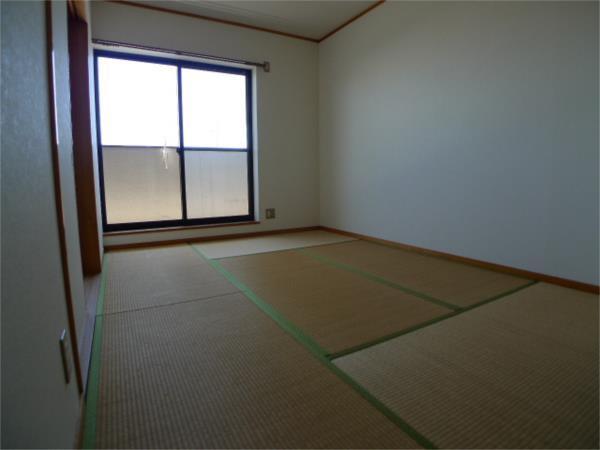 加古川市平岡町一色東アパート 玄関