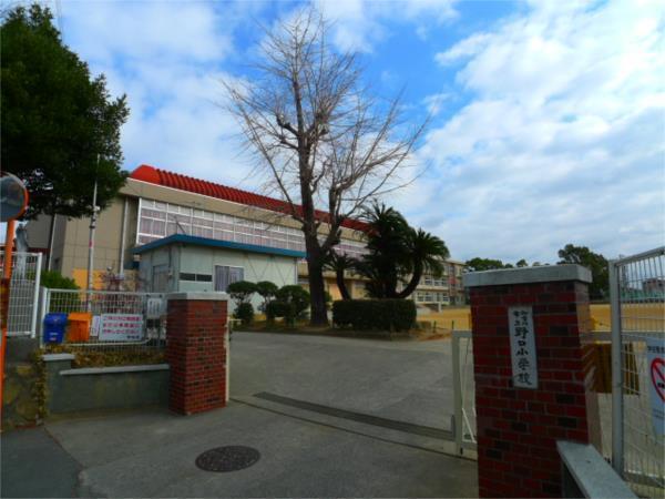 ロイヤルハイツ北野I その他