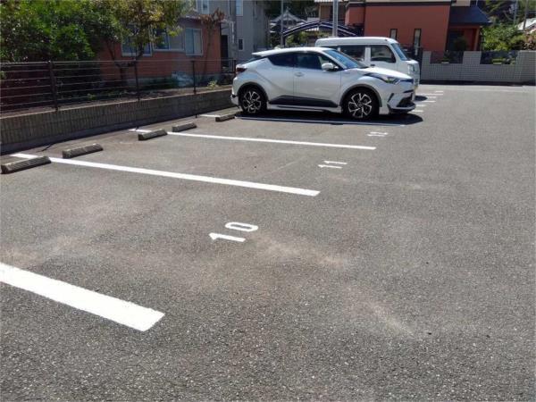 レオパレス中久 その他