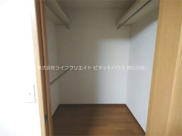 野口町二屋戸建 収納