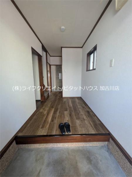 野口町野口貸家 玄関