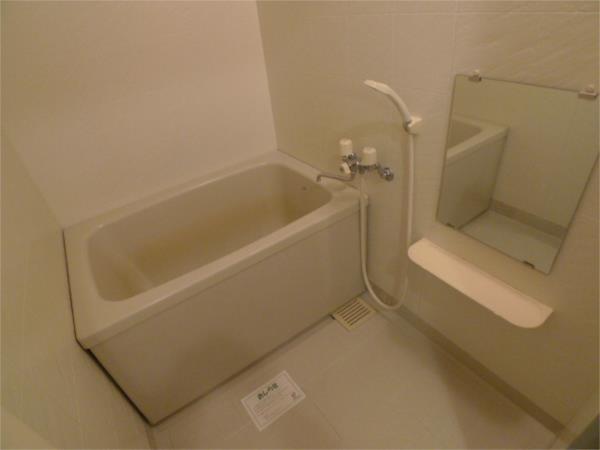 加古川市加古川町中津アパート バス／シャワー