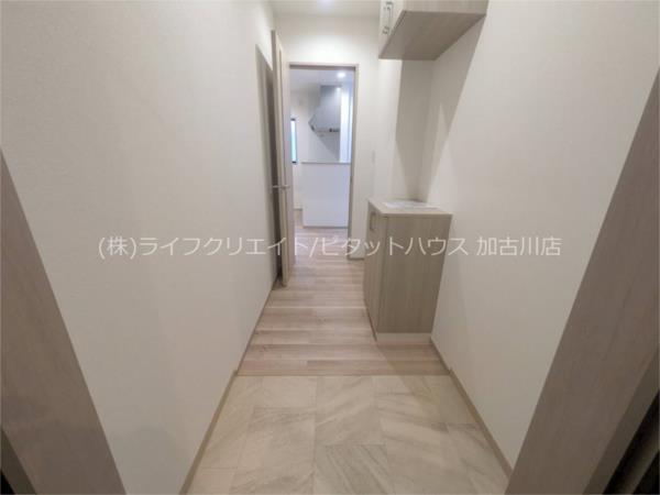 オーパス北在家 玄関