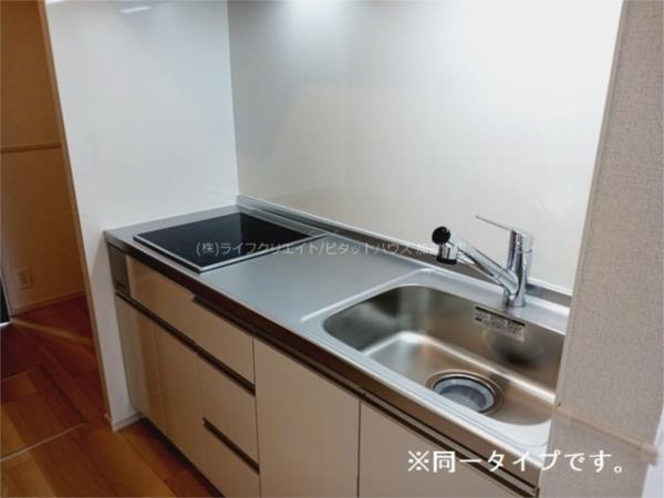 ヴェルデ・フレスコ キッチン