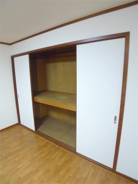 エーデル宝殿（205） 収納