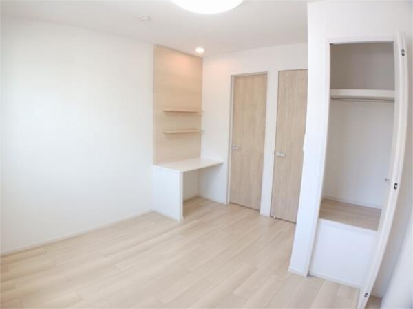 メゾン　グレーヌ王子町I 部屋画像