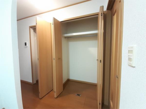 シンヴィオシスＢ 収納