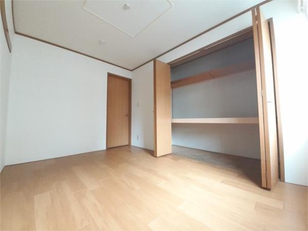 オマージュ壱番館 収納