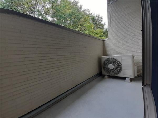 モス　フロックス　ノイ 部屋画像