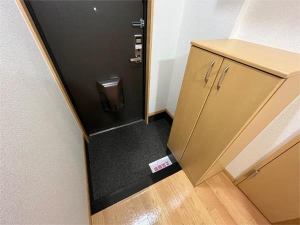 ウィンド ヒル 玄関