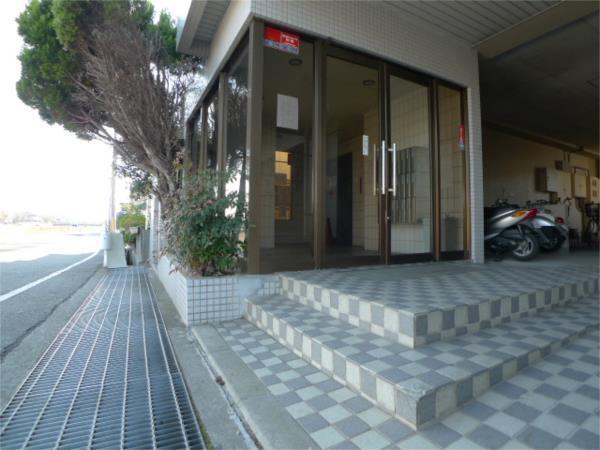 キャッスルコートイワキ（602） 玄関
