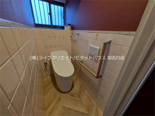 高砂市阿弥陀町 貸家 トイレ
