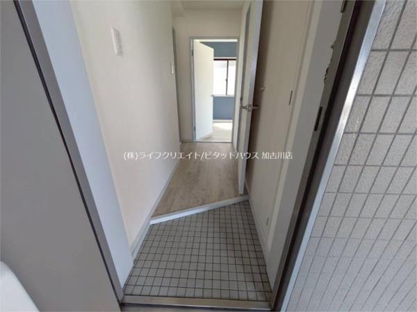 ルミエール壱番館 玄関