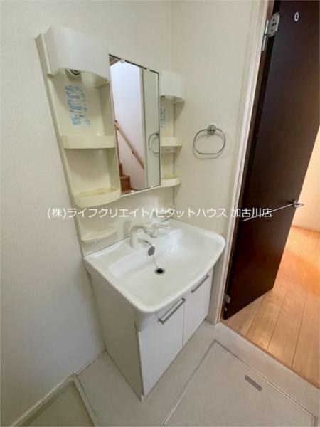 柚垣様戸建借家III 部屋画像